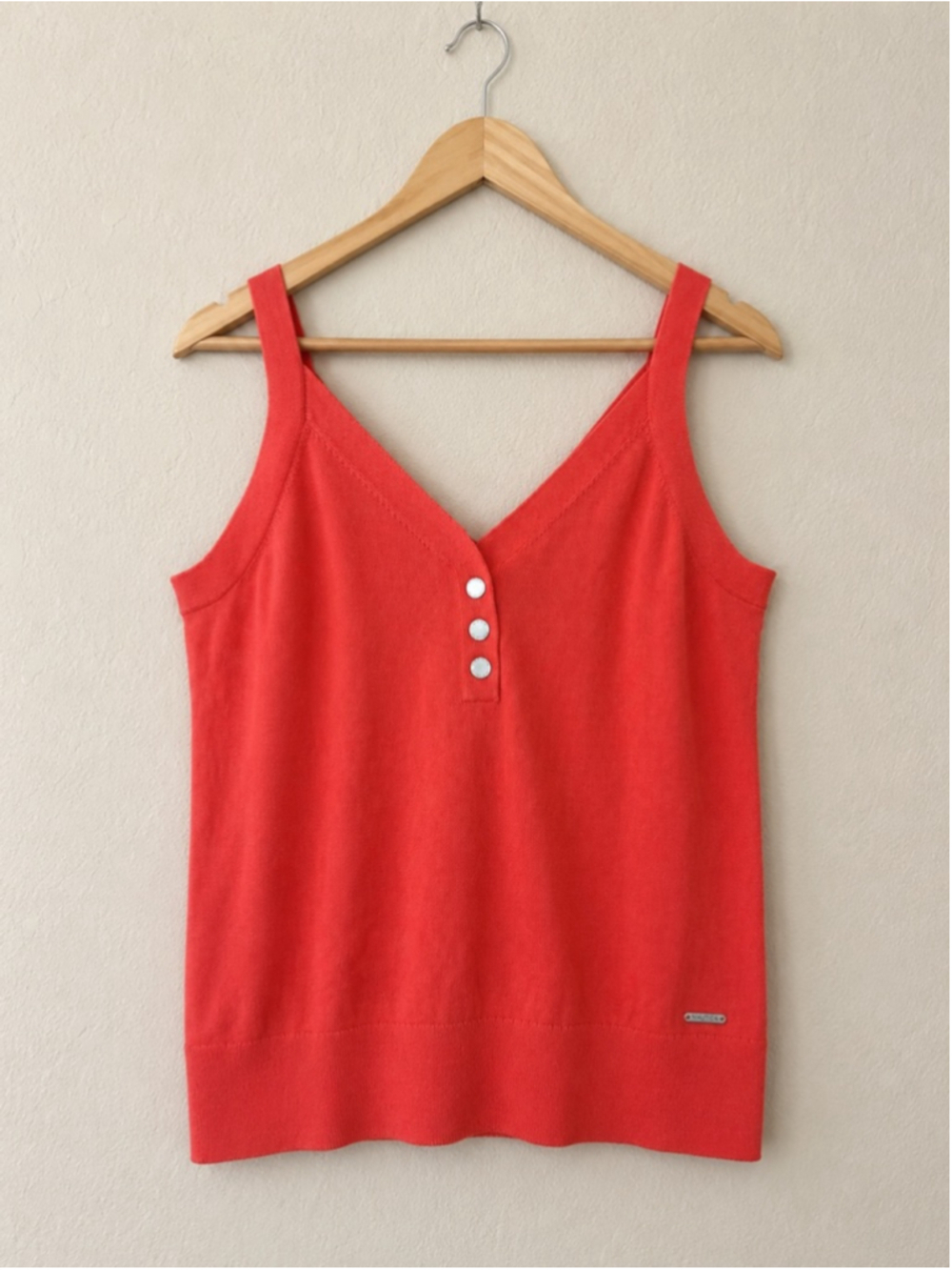 NWT Nautica Women’s Coral Sweater Knit Tank Top Size Large V-Neck Button Detail